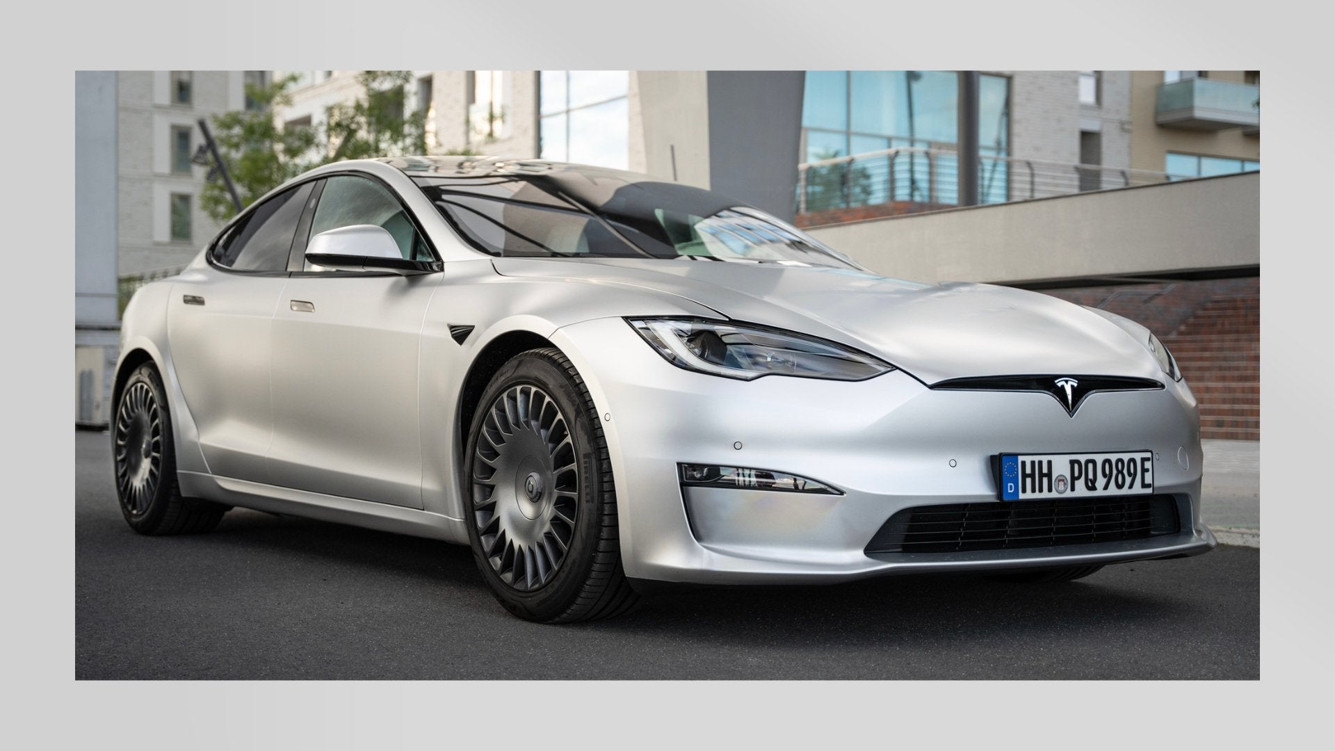 2024 Tesla Model 3 Standard Range  Günstigster Tesla aller Zeiten