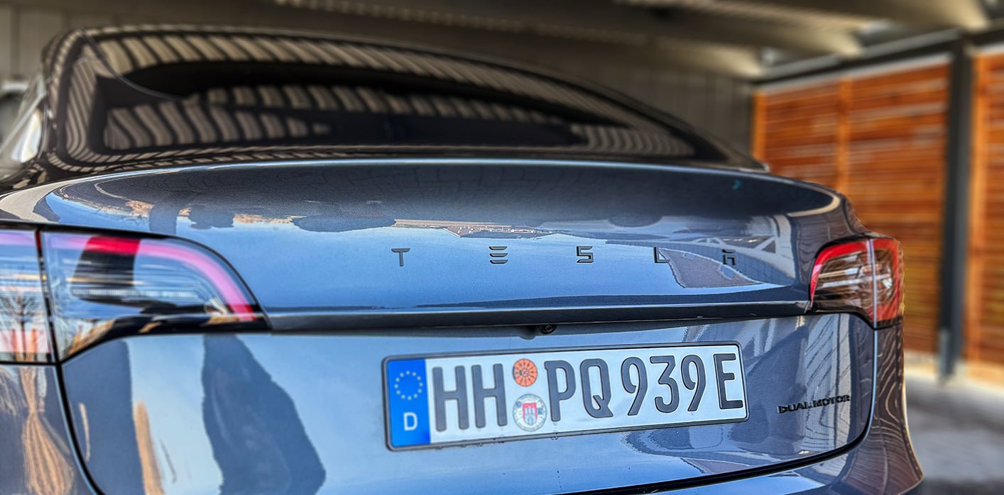 Tesla Schriftzug für alle Tesla Modelle - Shop4Tesla